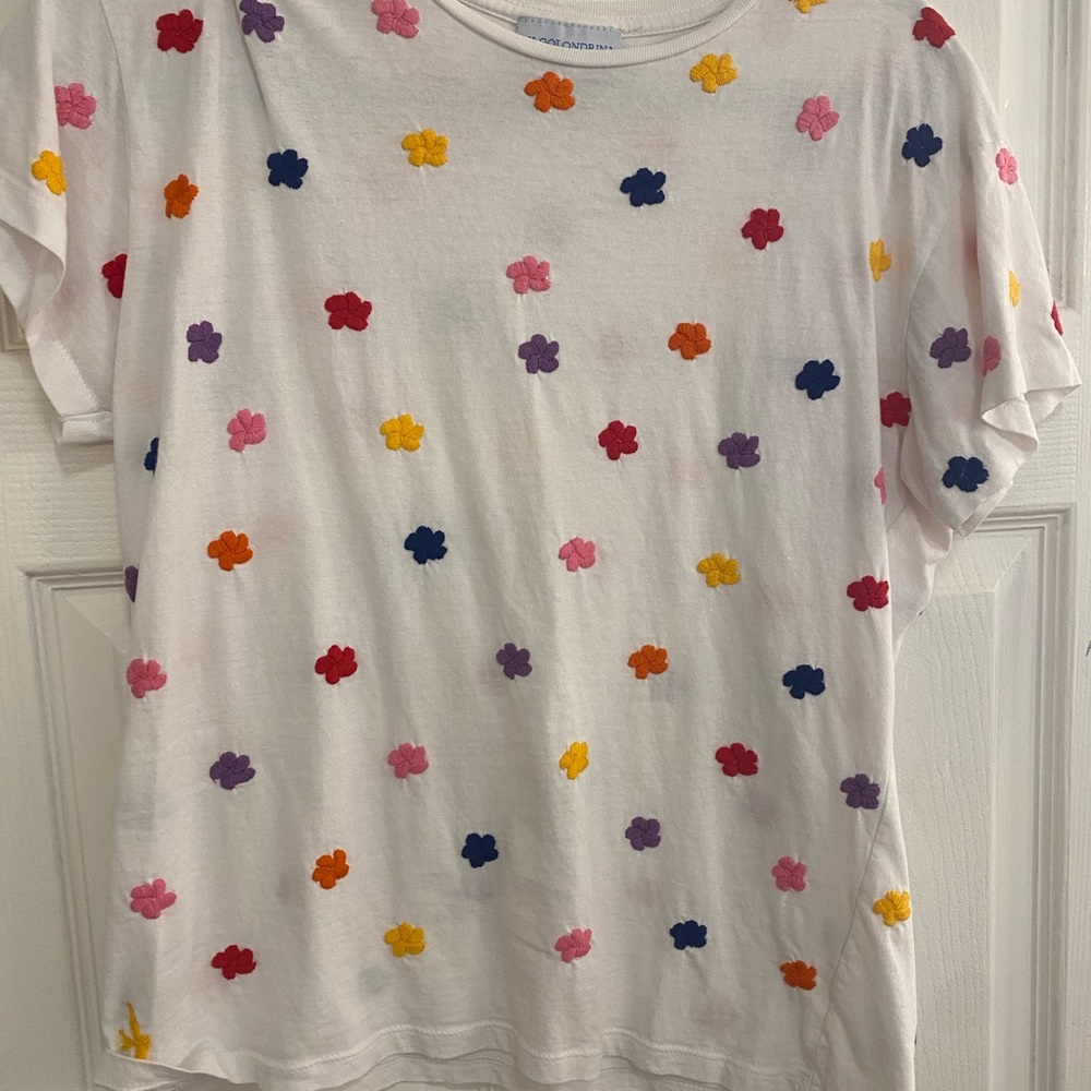 Mi Golondrina White Short Sleeve Tee Floral Design